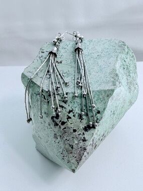 Silpada VERY RARE🦄 Sterling 8-Strand Liquid Silver w/Balls on Posts Earrings